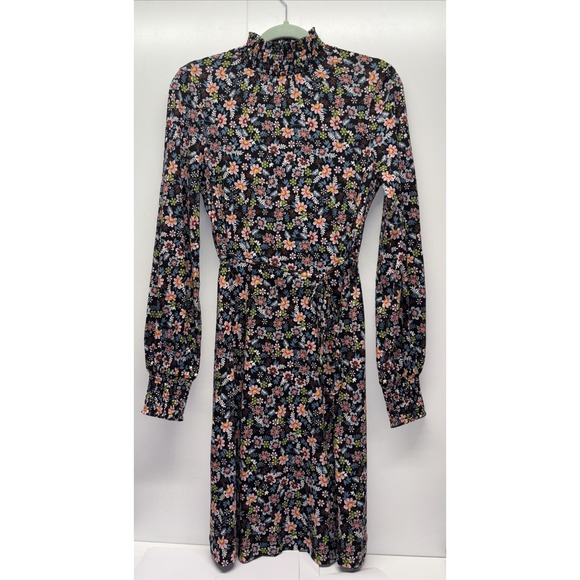 Boden Dresses & Skirts - Boden Floral Print Smocked Jersey‎ Belted Shift Dress Womens size 4 L